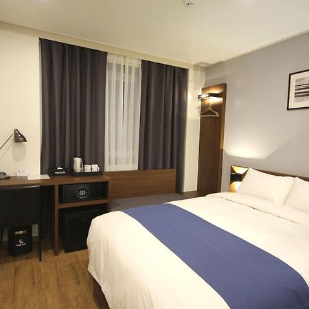 Indy Hotel Μπουσάν Εξωτερικό φωτογραφία
